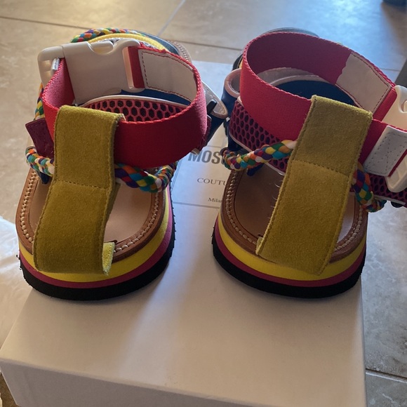 Sandals - Picture 5 of 5